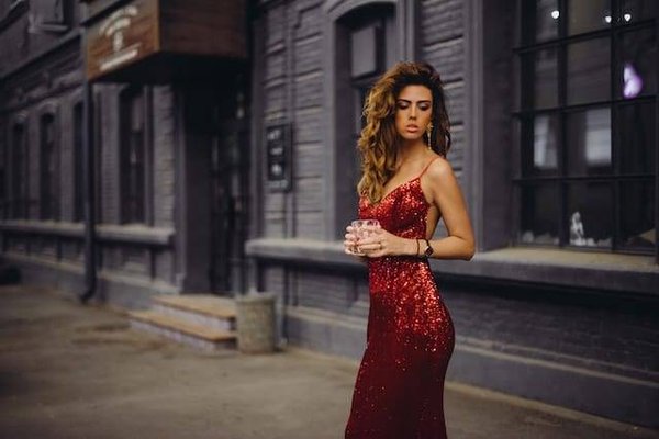 Qu'est-ce que la mode de luxe et quels en sont les acteurs principaux ?